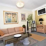 Fewo1846 - Artemis - Vintage Altbau-wohnung Im 4 Og Eines Geschaeftshauses Im Stadtzentrum Apartment