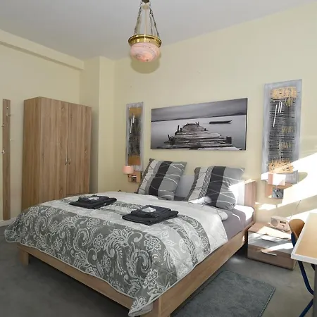 Fewo1846 - Artemis - Vintage Altbau-wohnung Im 4 Og Eines Geschaeftshauses Im Stadtzentrum Lejlighed Flensborg