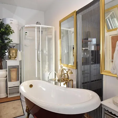 Fewo1846 - Artemis - Vintage Altbau-wohnung Im 4 Og Eines Geschäftshauses Im Stadtzentrum Apartment Flensburg