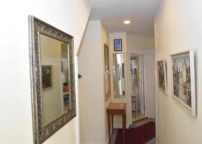 Fewo1846 - Artemis - Vintage Altbau-wohnung Im 4 Og Eines Geschäftshauses Im Stadtzentrum Apartment